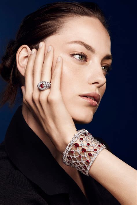 louis vuitton high jewelry sapphire|Louis Vuitton vanity fair.